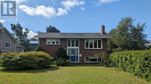 47 Grandy Avenue  Gander, NL A1V 1B3