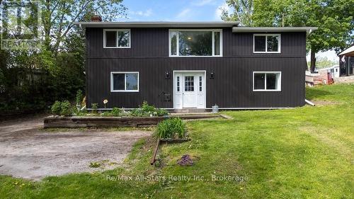 9 RIVERSIDE DRIVE  Kawartha Lakes (Lindsay), ON K9V 0H6