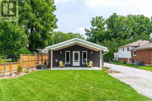 6822 EVERGREEN LANE  Plympton-Wyoming, ON N0N 1E0