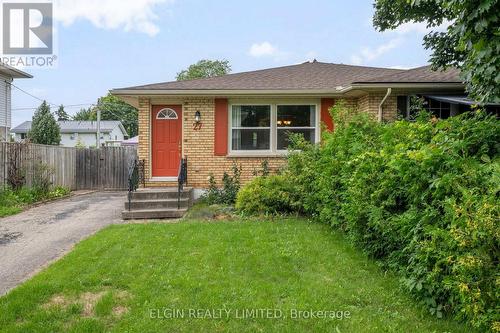 27 Vanier Place, St. Thomas, ON - Outdoor