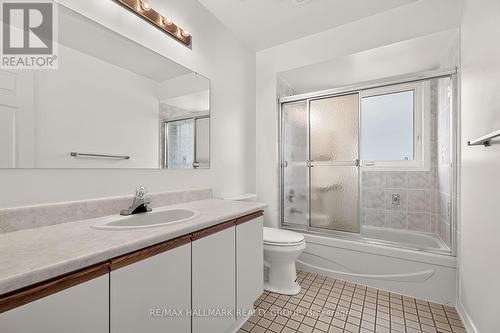 38 Bateman Drive, Ottawa, ON - Indoor Photo Showing Bathroom