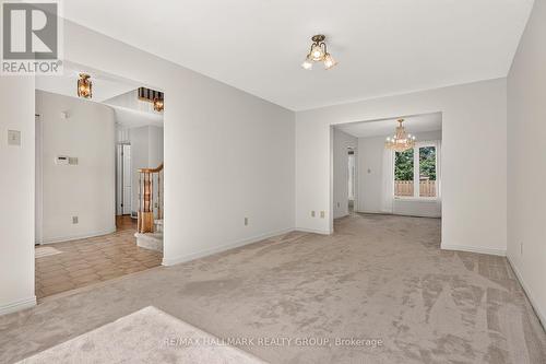 38 Bateman Drive, Ottawa, ON - Indoor Photo Showing Other Room