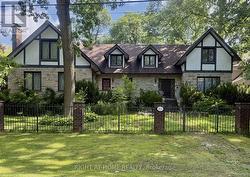 2123 GORDON DRIVE  Mississauga, ON L5B 1S6