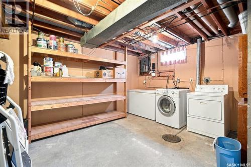 1813 Richardson Road, Saskatoon, SK - Indoor Photo Showing Laundry Room