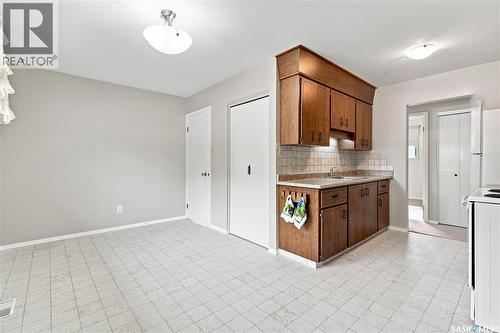 1813 Richardson Road, Saskatoon, SK - Indoor Photo Showing Kitchen