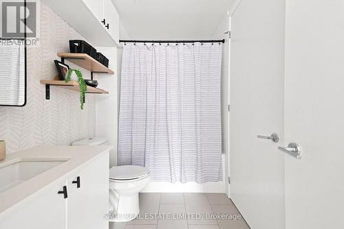 435 - 88 Colgate Avenue, Toronto, ON - Indoor Photo Showing Bathroom