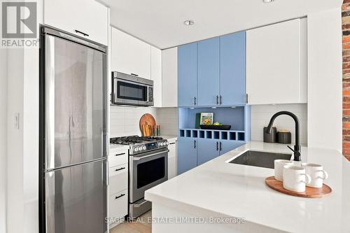 435 - 88 Colgate Avenue, Toronto, ON - Indoor Photo Showing Kitchen With Upgraded Kitchen