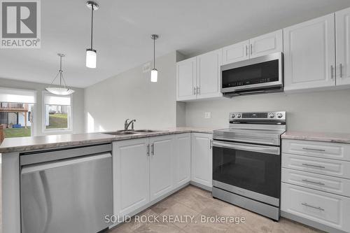Kitchen - 54 Griffith Way, Carleton Place, ON - Indoor Photo Showing Kitchen With Double Sink