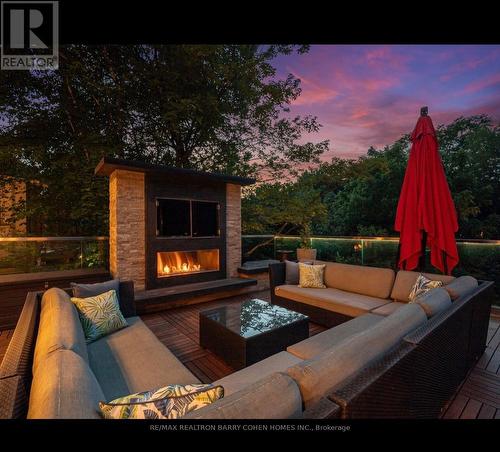 11 Ormsby Crescent, Toronto, ON -  With Fireplace