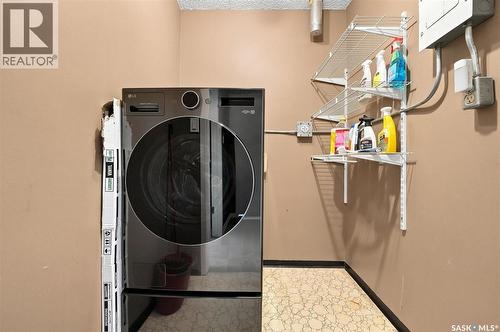 23 111 St Lawrence Crescent, Saskatoon, SK - Indoor Photo Showing Laundry Room