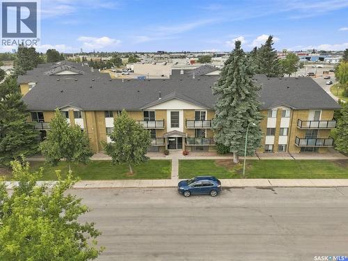 23 111 St Lawrence Crescent, Saskatoon, SK - Outdoor