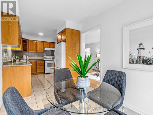 Breakfast area & Kitchen - 81 Briarcrest Drive, Markham, ON - Indoor