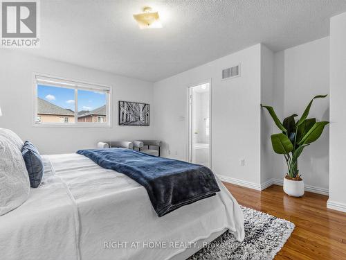 81 Briarcrest Drive, Markham, ON - Indoor Photo Showing Bedroom