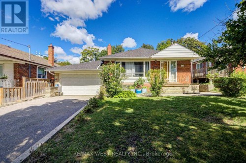 65 Ridge Point Crescent, Toronto, ON 