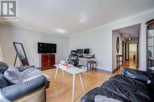 65 Ridge Point Crescent, Toronto, ON 