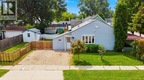 641 Maple Avenue, Sarnia, ON - Outdoor