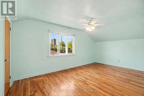 352 Lacasse Avenue, Ottawa, ON - Indoor Photo Showing Other Room