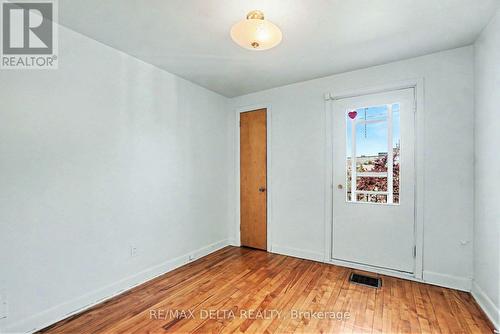 352 Lacasse Avenue, Ottawa, ON - Indoor Photo Showing Other Room