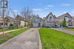 58 MARGARET GRAHAM CRESCENT  East Gwillimbury, ON L0G 1M0