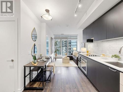 2807 - 55 Mercer Street, Toronto, ON - Indoor Photo Showing Kitchen With Stainless Steel Kitchen With Upgraded Kitchen