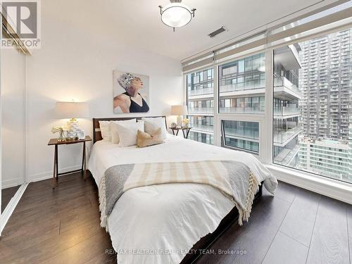 2807 - 55 Mercer Street, Toronto, ON - Indoor Photo Showing Bedroom