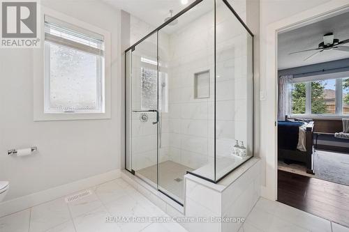 58 Carriage Crossing, Mapleton, ON - Indoor Photo Showing Bathroom