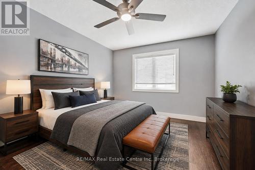 58 Carriage Crossing, Mapleton, ON - Indoor Photo Showing Bedroom