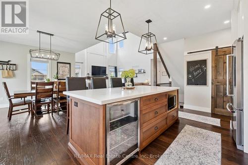 58 Carriage Crossing, Mapleton, ON - Indoor