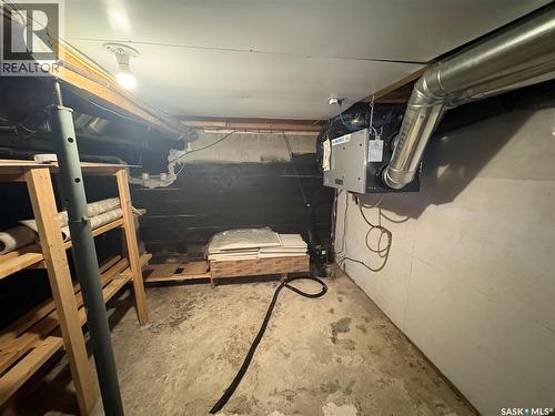 511 Road Avenue E, Langenburg, SK - Indoor