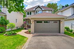 116 SPRINGCREEK CRESCENT  Ottawa, ON K2M 2K8