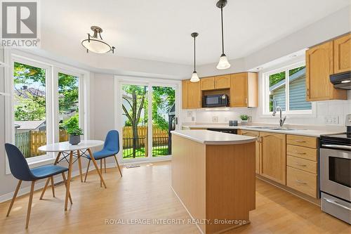 116 Springcreek Crescent, Ottawa, ON - Indoor Photo Showing Kitchen