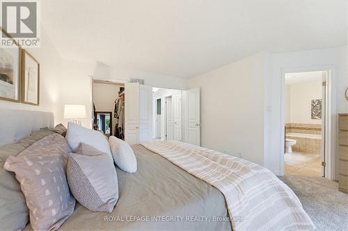 116 Springcreek Crescent, Ottawa, ON - Indoor Photo Showing Bedroom