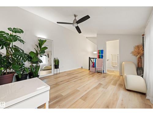 12425 111 Av Nw, Edmonton, AB - Indoor