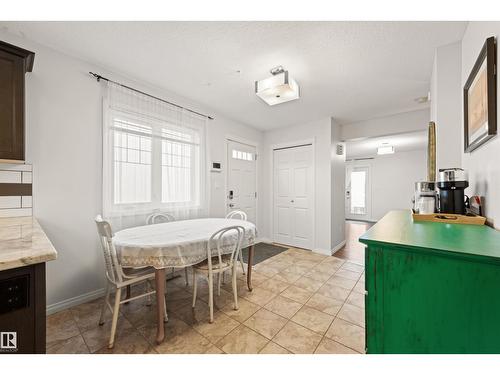 12425 111 Av Nw, Edmonton, AB - Indoor Photo Showing Dining Room