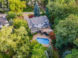235 LAKEWOOD DRIVE  Oakville (Co Central), ON L6K 1B3