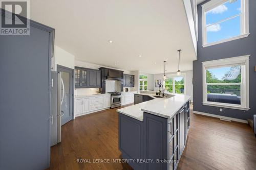 562 Pennycross Lane, Ottawa, ON - Indoor Photo Showing Kitchen
