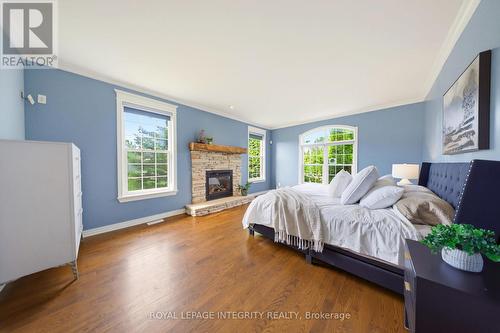 562 Pennycross Lane, Ottawa, ON - Indoor Photo Showing Bedroom