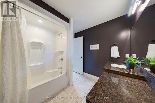 562 Pennycross Lane, Ottawa, ON - Indoor Photo Showing Bathroom