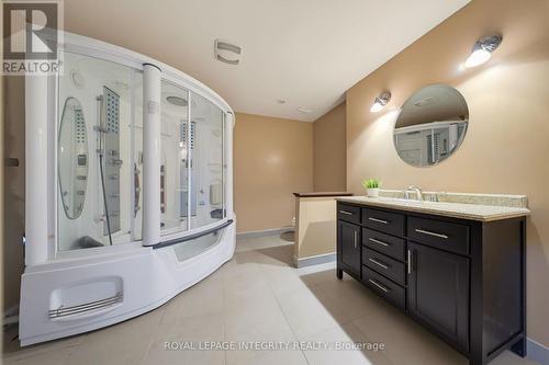 562 Pennycross Lane, Ottawa, ON - Indoor Photo Showing Bathroom
