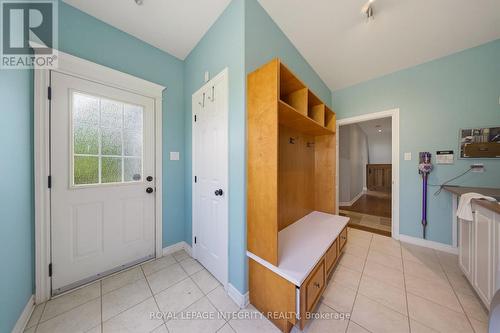 562 Pennycross Lane, Ottawa, ON - Indoor Photo Showing Other Room
