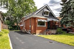 33 EAST 34TH Street  Hamilton, ON L8V 3W2
