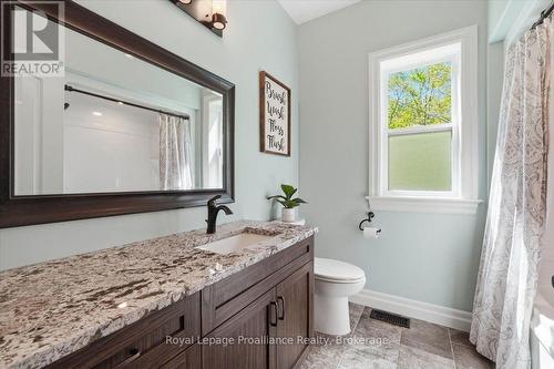 63 Hiddenvalley Drive, Belleville (Thurlow Ward), ON - Indoor Photo Showing Bathroom