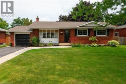 127 CLEARY Avenue  Dunnville, ON N1A 1A2
