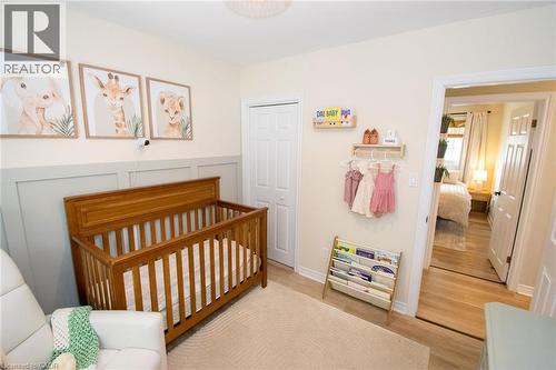 127 Cleary Avenue, Dunnville, ON - Indoor Photo Showing Bedroom