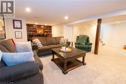 127 Cleary Avenue, Dunnville, ON - Indoor Photo Showing Living Room
