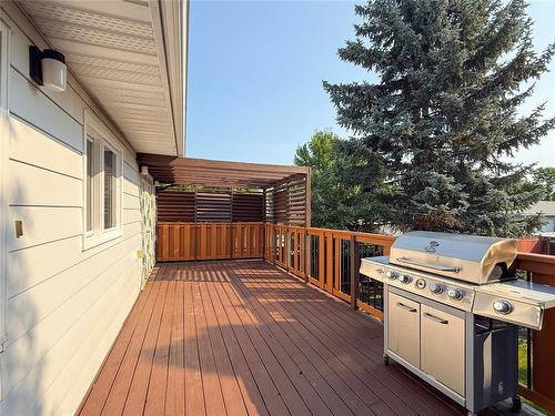Beautiful Deck to enjoy your morning coffee - 115 Mcvicar Crescent, Brandon, MB - Outdoor With Deck Patio Veranda With Exterior