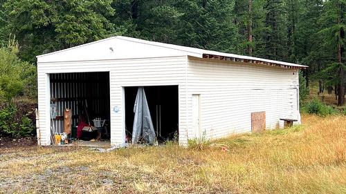 5801 Six Mile Lane, Cranbrook, BC - Outdoor