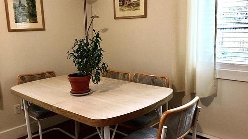 7957 Kincade Road, Kimberley, BC - Indoor Photo Showing Dining Room