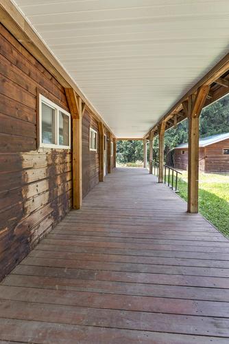122 Silvercrest Road, Kitchener, BC - Outdoor With Deck Patio Veranda With Exterior