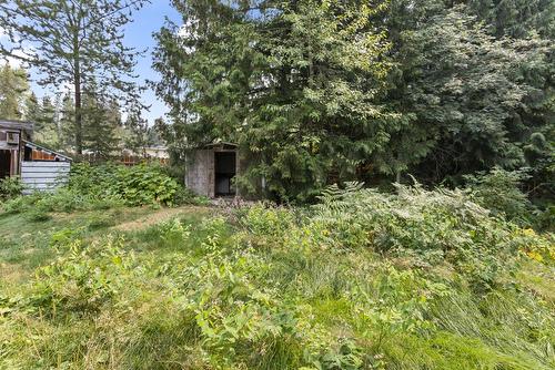 122 Silvercrest Road, Kitchener, BC - Outdoor